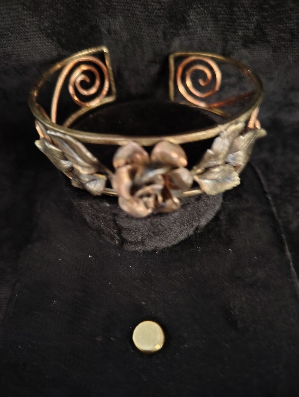 Vtg. KREMENTZ Cuff Bracelet
